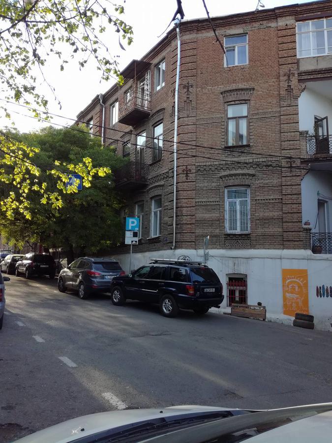 شقة تبليسي  في 200 Metres From Rustaveli Avenue المظهر الخارجي الصورة